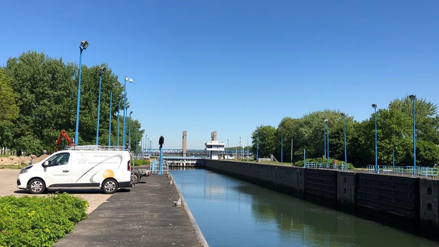 HACKATHON VOOR HET VOORSPELLEN VAN SLUISSTORINGEN