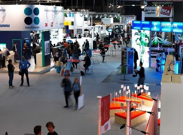 QU'EST-CE-QUE SIGN2COM?