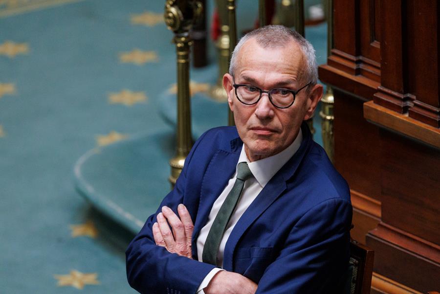 Avant-projet de loi soins de santé : l’Absym demande un report, le Cartel reste en alerte