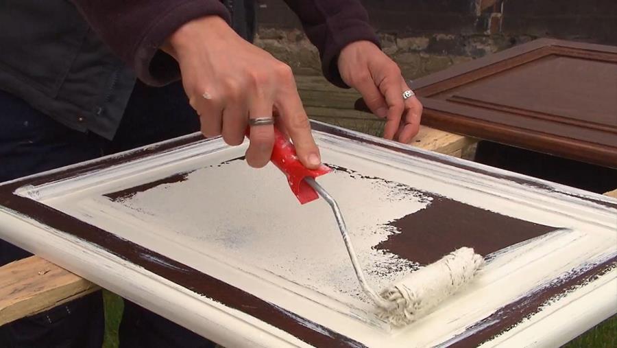 Pourquoi choisir une peinture en phase solvant?